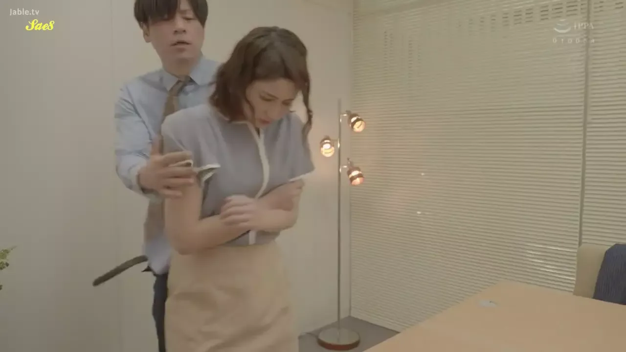 我对老公撒谎说自己又在加班