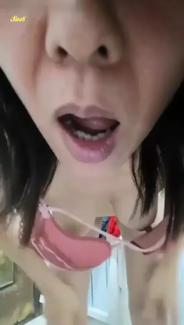 快手熟女阿姨穿丝袜的嫂子私拍2